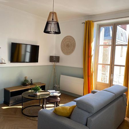 Charmant appartement aux portes du Périgord noir Terrasson Esterno foto