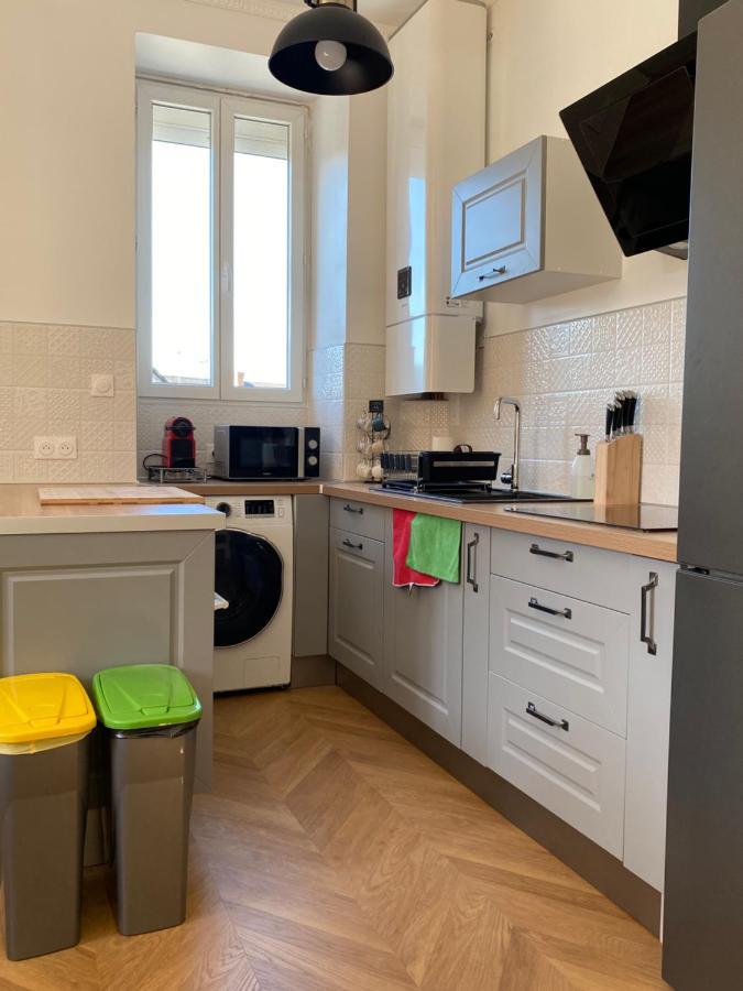 Charmant appartement aux portes du Périgord noir Terrasson Esterno foto